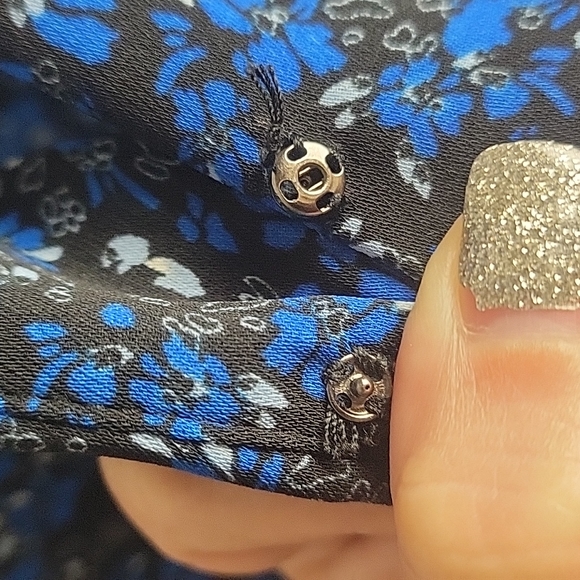 Parker-Long Sleeve Tie Crop Front Blouse, Blue-Size Medium - Picture 8 of 16